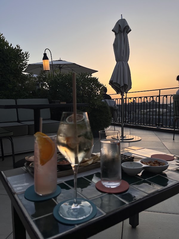 Sequoia Rooftop Bar 3