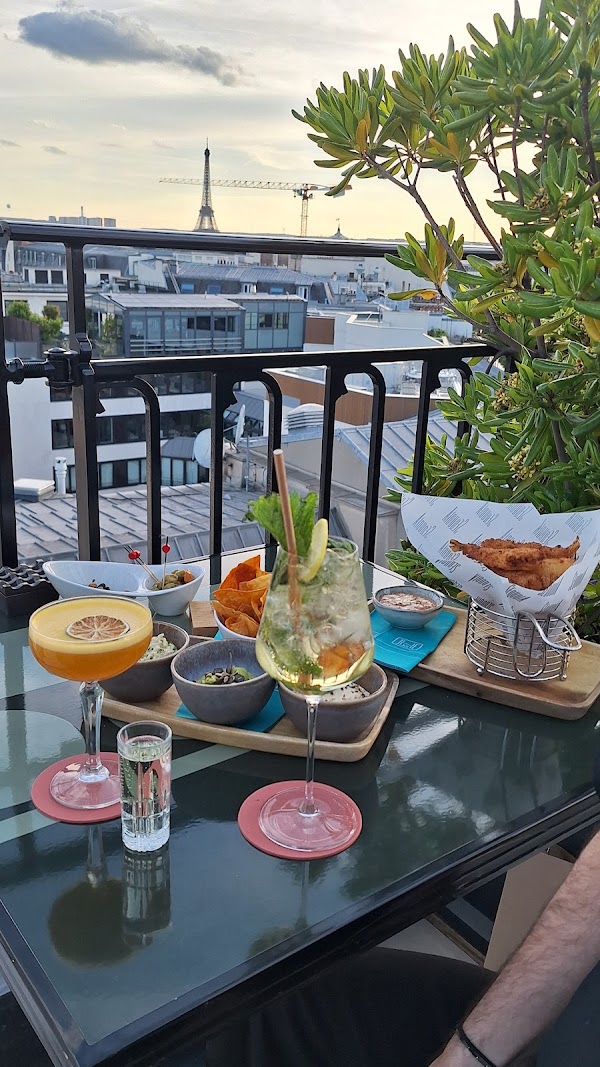Sequoia Rooftop Bar 2
