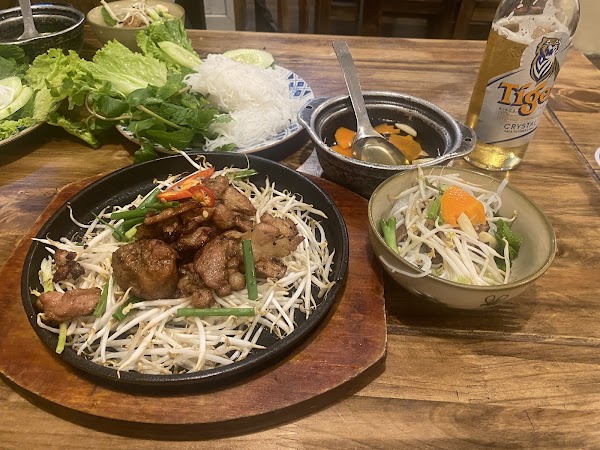 MẸT Vietnamese Restaurant & Vegetarian Met 2 3