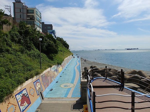 Jeoryeong Coastal Walk