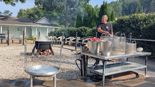 Pelletier's Restaurant & Fish Boil
