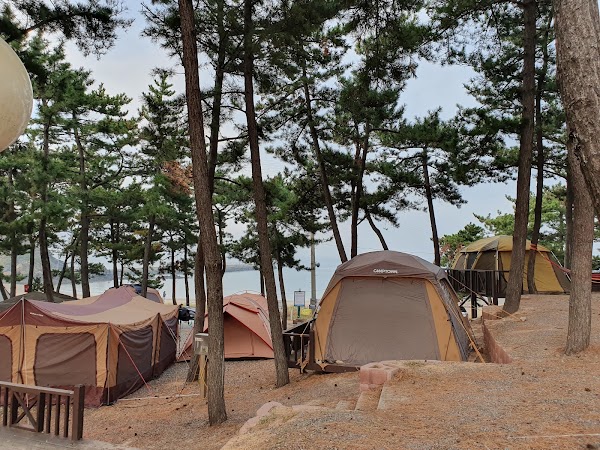 Gom Island Auto Camping Ground 5