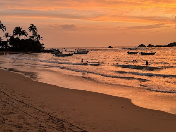 Hikkaduwa Beach 2