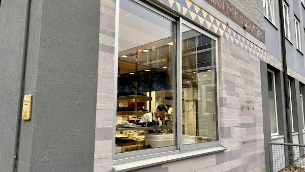 Restaurants 7