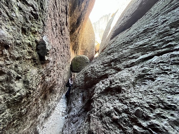 Balconies Cave