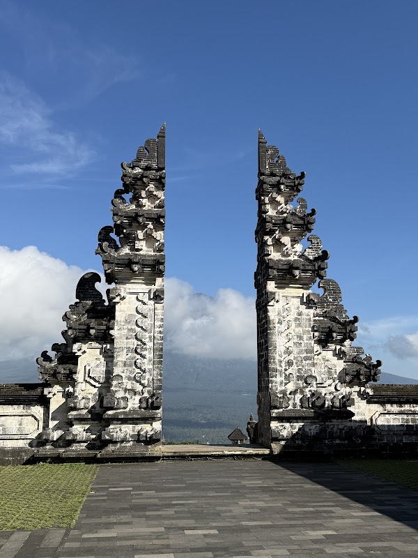 The Gate Enter to Lempuyang Temple 1