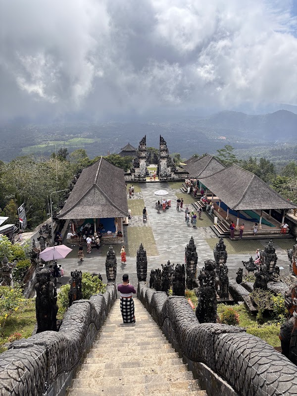 The Gate Enter to Lempuyang Temple 4