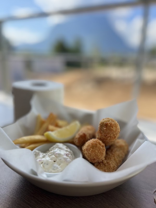 Mist Villa & Cafe 5
