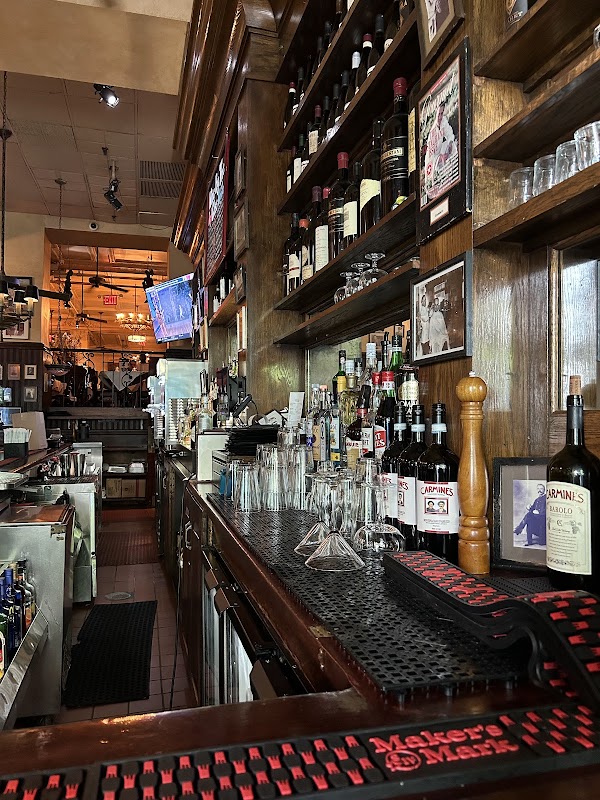 Carmine's - Upper West Side 2