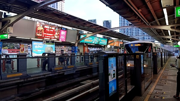 Phaya Thai BTS Station