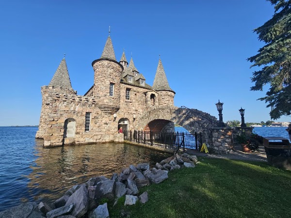 Uncle Sam Boat Tours