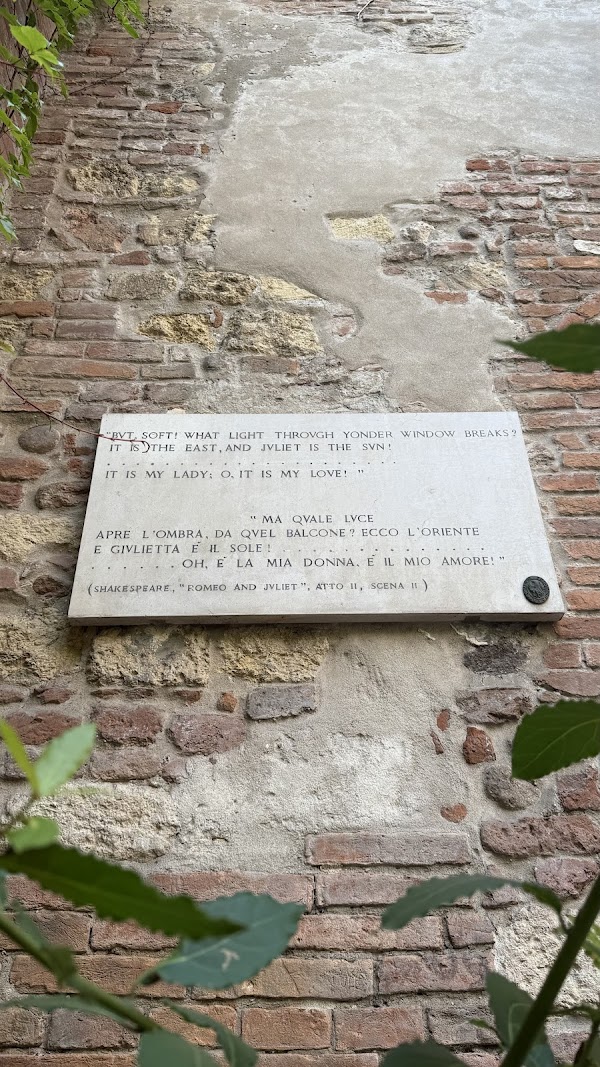 Statue of Juliet 3