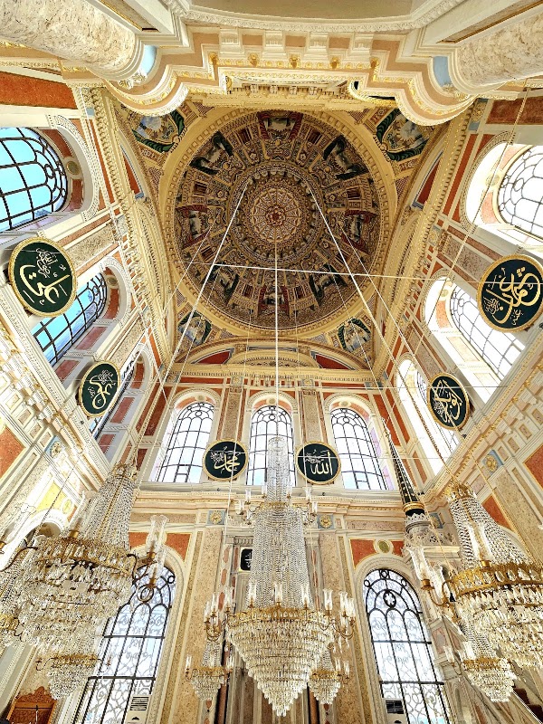 Grand Mecidiye Mosque (Ortaköy Mosque) 4