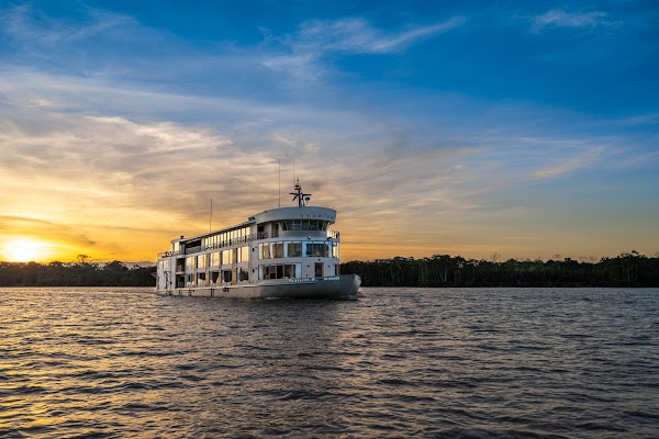 Delfin Amazon Cruises - Relais & Châteaux