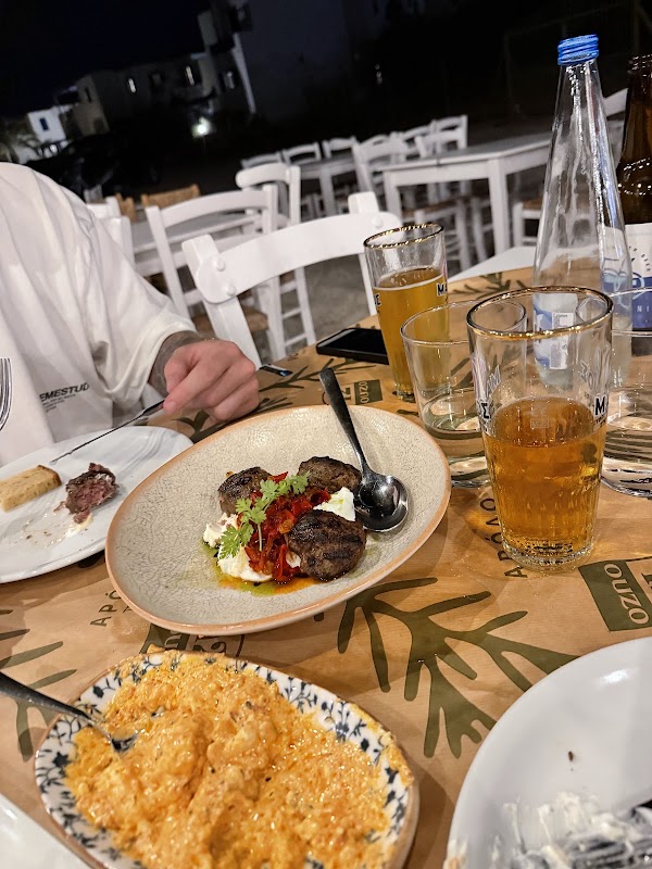 Kedros Restaurant Paros 3