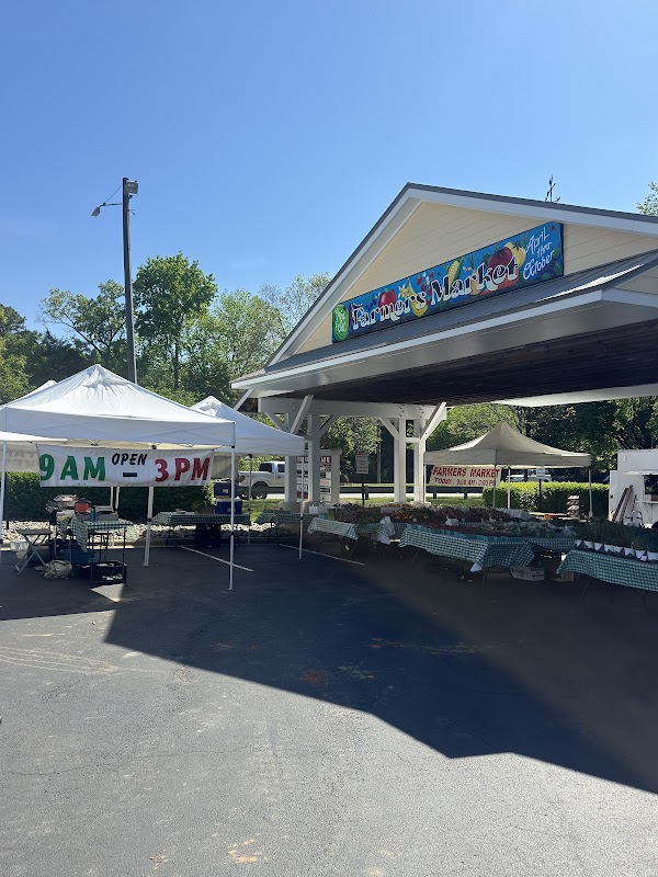 Farmers Market - Village at Robinson Farm