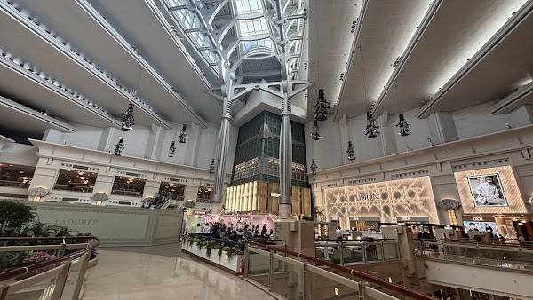 Taipei 101 Shopping center 5