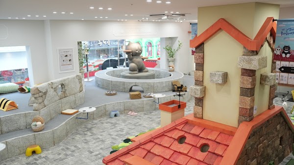 Roofcatme cat cafe myeongdong 1