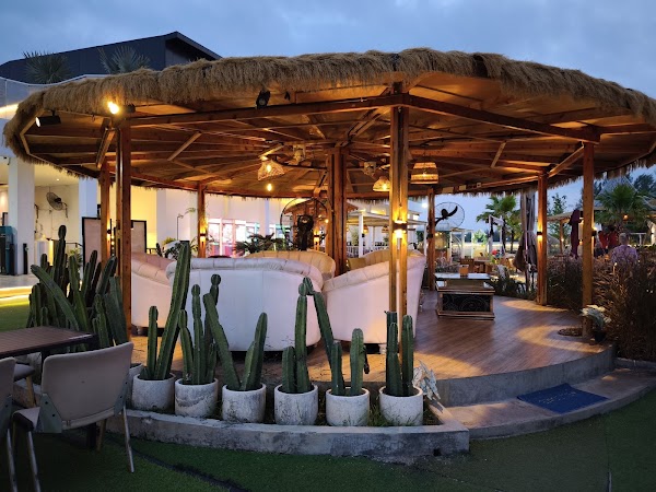 Bluefire Beach Club 5