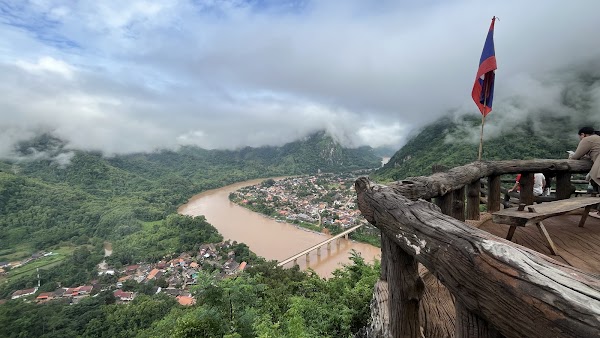 Som Nang NongKhiaw Viewpoint