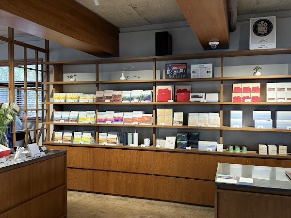 Momos Coffee Flagship Store 2