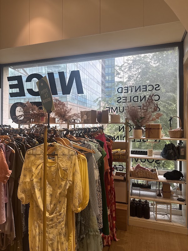 Jamlos & Rustea Saigon