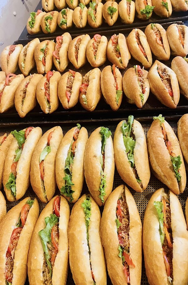 Banh mi Long Hoi 5