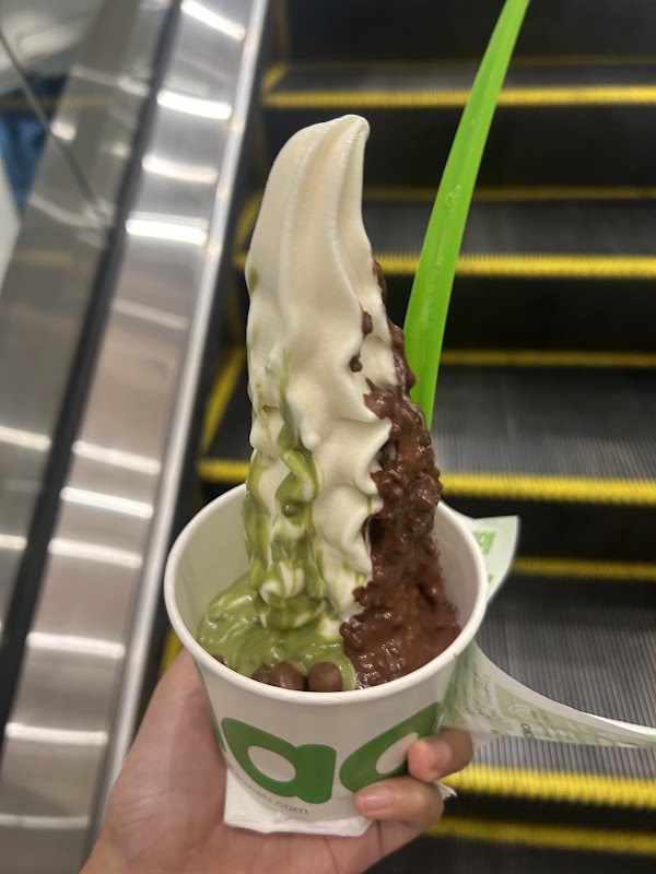 llaollao Pavilion KL 3
