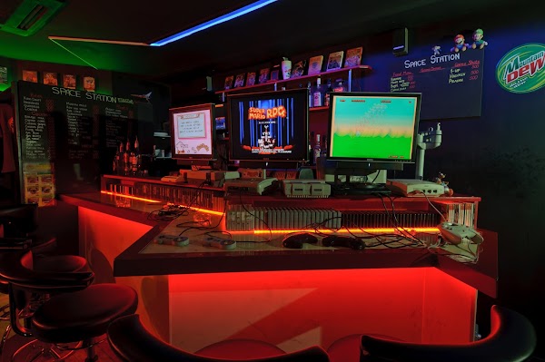 PC and Retro Bar Space Station 1
