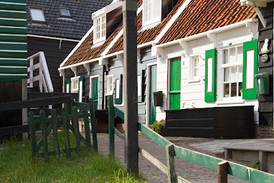 Marken