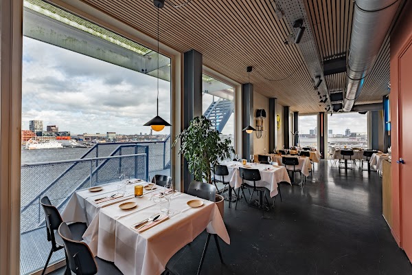 REM | Restaurant - Rooftop - Bar 1