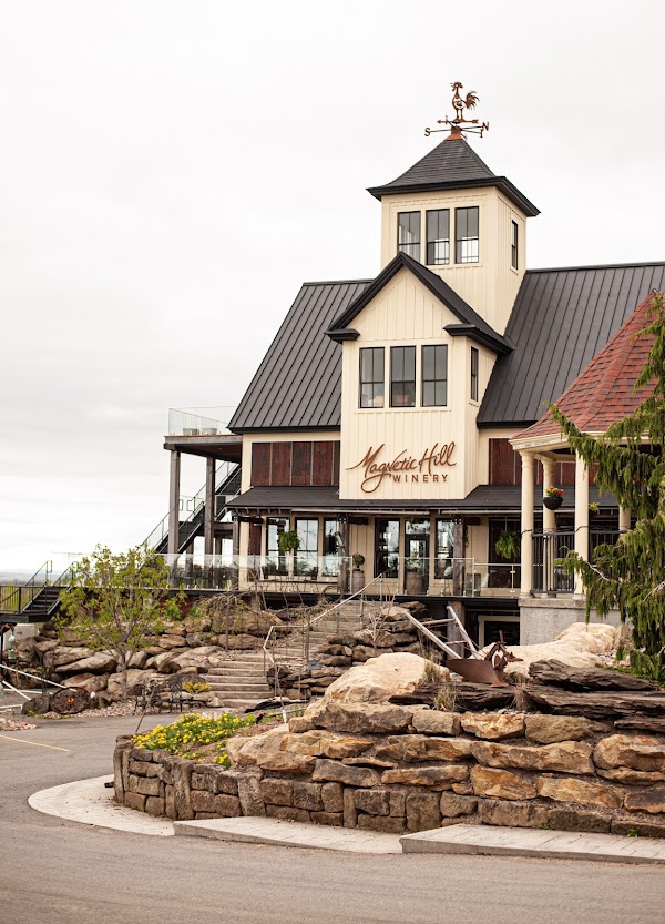 Magnetic Hill Winery 5