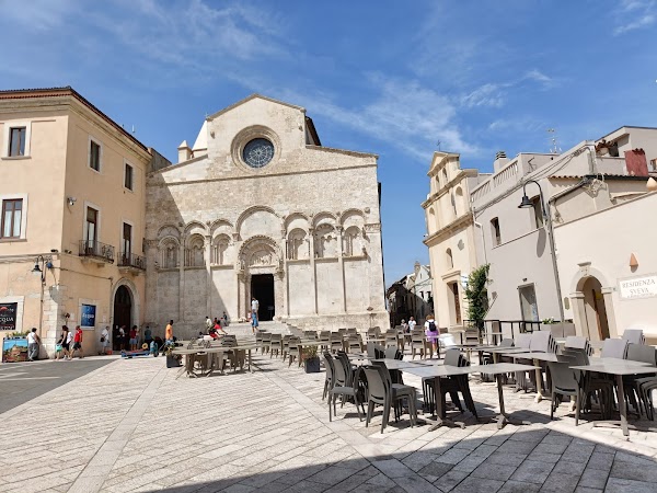 Cattedrale di Santa Maria della Purificazione e San Basso