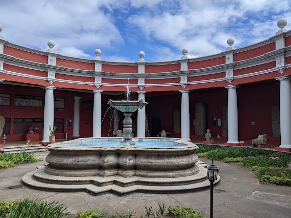 Nacional Museum of Archeology and Ethnology 5