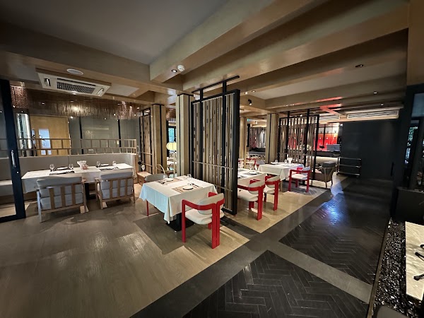 Yeon Asian Restaurant 연 중식당