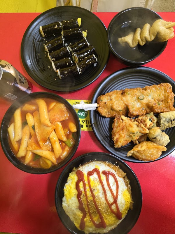 Manis Kitchen 3