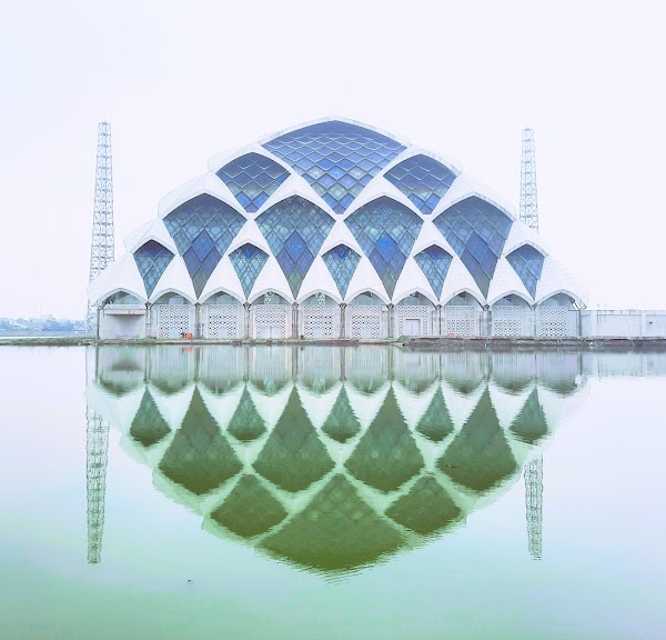 Masjid Raya Al Jabbar 1