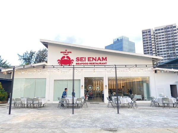 Sei Enam Seafood Harbour Bay