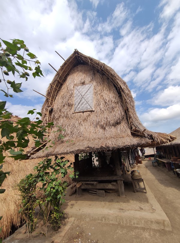 Sade Village