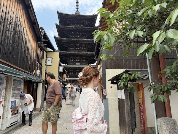 Rental Kimono Okamoto Gion Shop 2