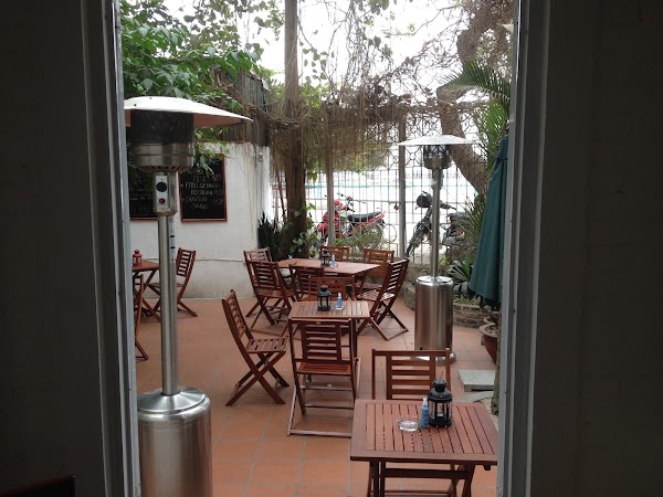 Cousins Restaurant