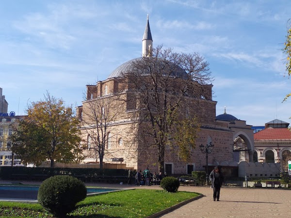 Banya Bashi Mosque 1