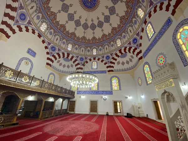 Banya Bashi Mosque 3