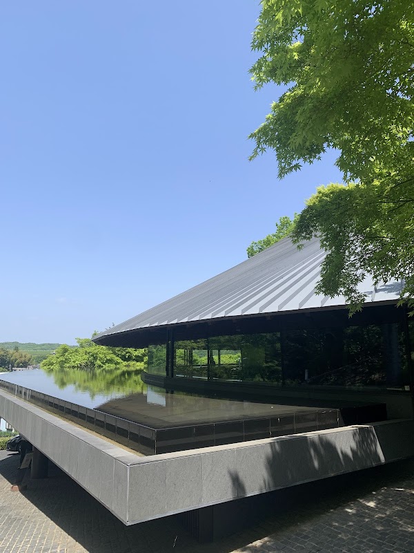 Sayama Lakeside Cemetery 4