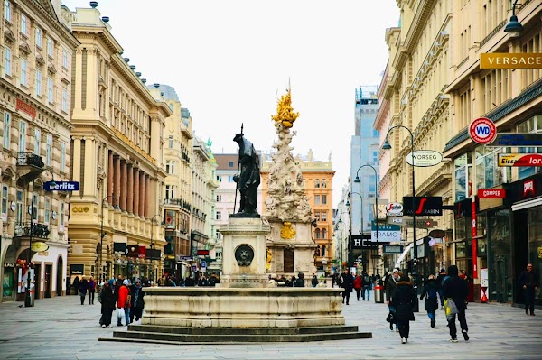 Graben 1