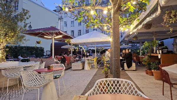 Rossio grade a bar 2