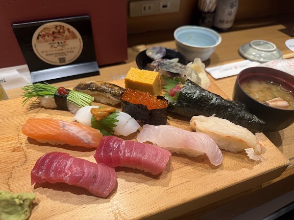 TOKYO SUSHI ITAMAE SUSHI Shimbashi 4