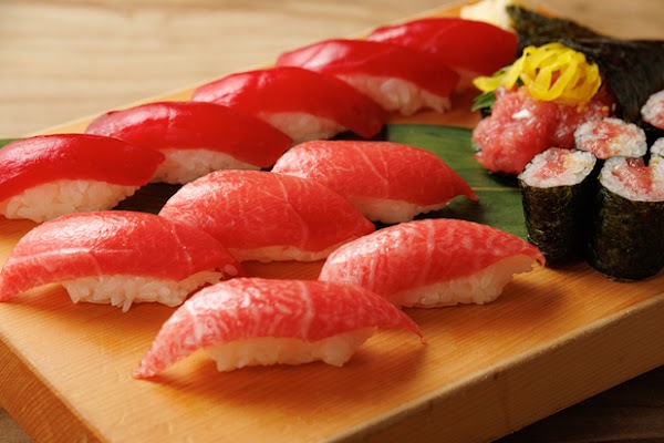 TOKYO SUSHI ITAMAE SUSHI Shimbashi 3