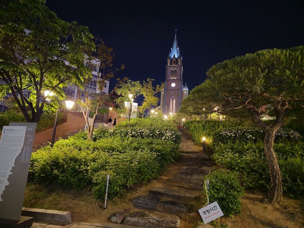 Myeongdong Cathedral 2