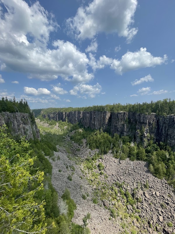 Ouimet Canyon